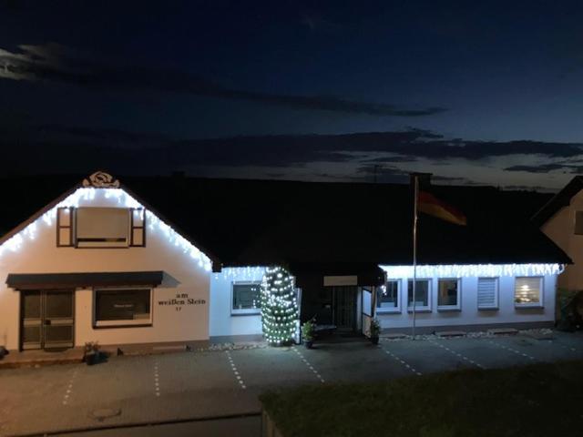 Bed & Breakfast Weisser Stein Schmallenberg Exterior foto